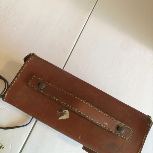 VINTAGE Philco E-675-124 Radio with Leather Case #F31 - Picture 4 of 10